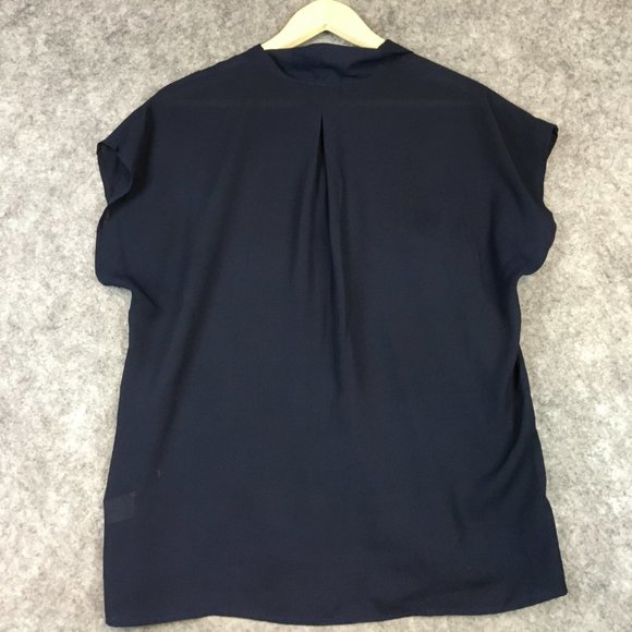 Pleione Blouse M Top Solid Navy Blue Crepe Pleat Detail Career V Neck Dolman Cap - Picture 8 of 9